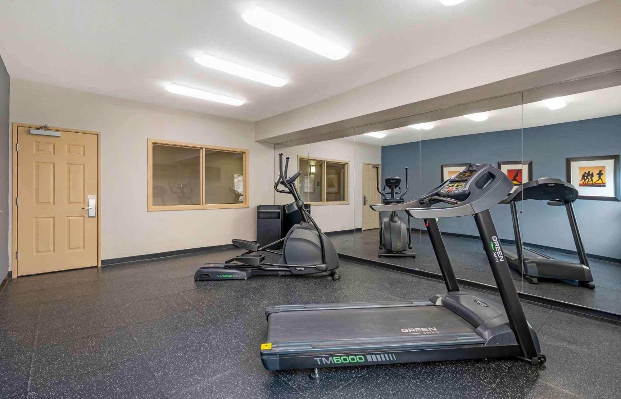 Extended America - - Airport - W Southern Ave 2* Indianapolis