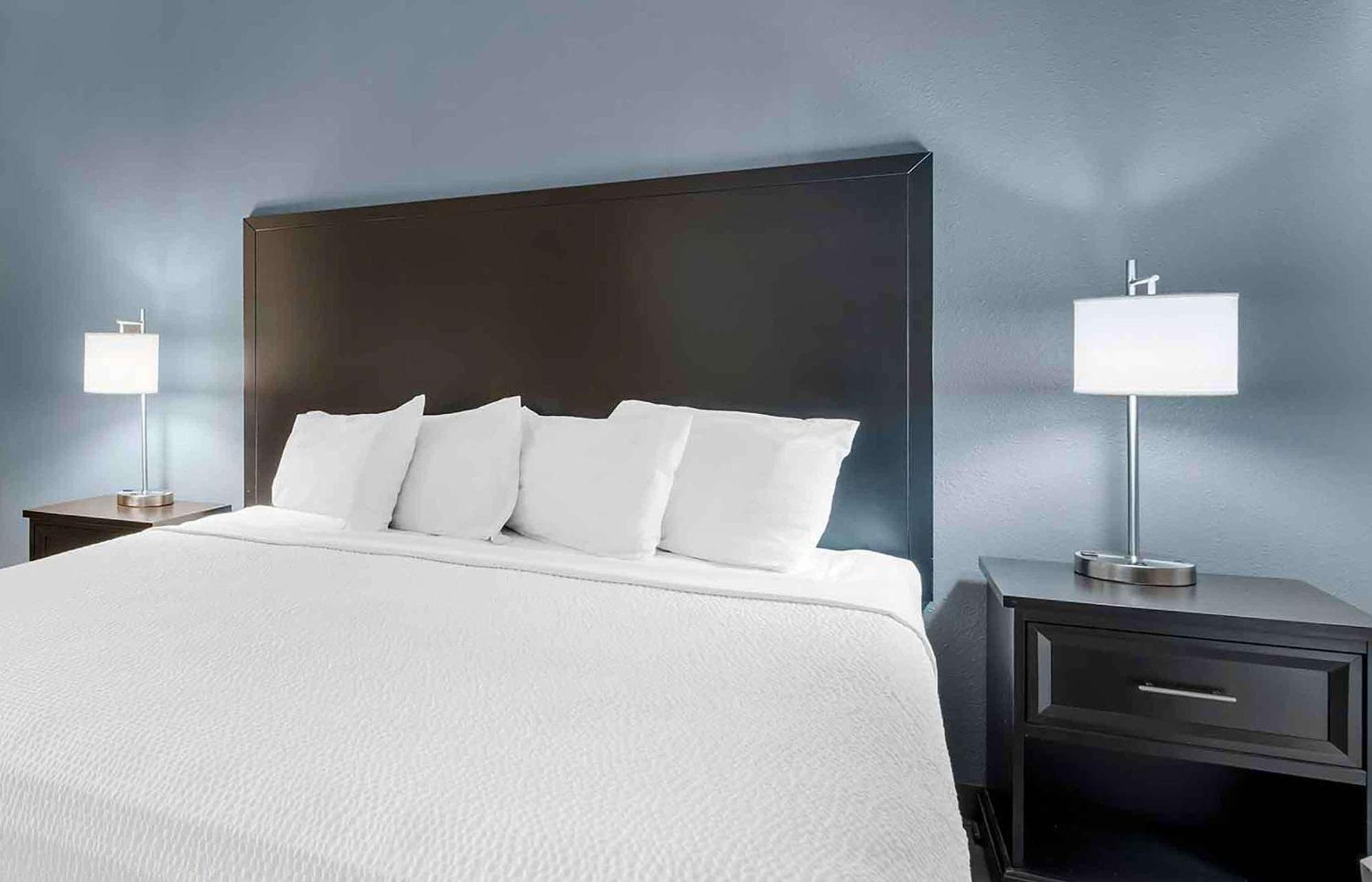Hotel Extended America - - Airport - W Southern Ave 2*