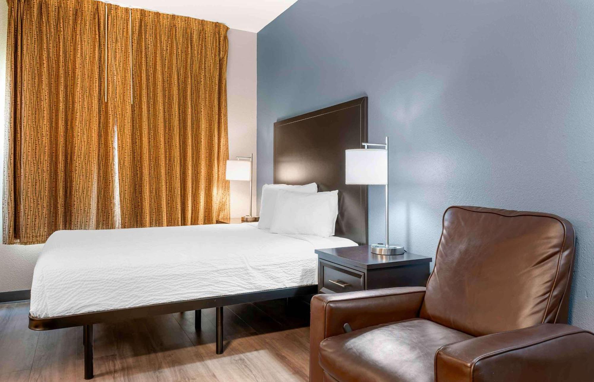 Extended America - - Airport - W Southern Ave 2* Indianapolis