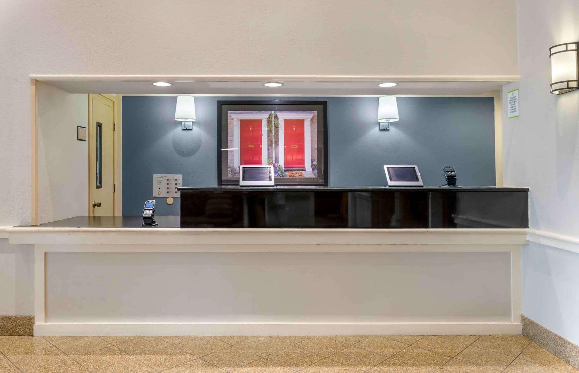 Extended America - - Airport - W Southern Ave Hotel